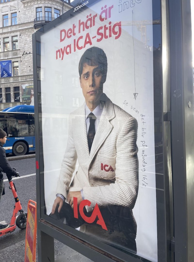 Icas utomhusreklam med Victor Beer. Foto: Alma Yttergren